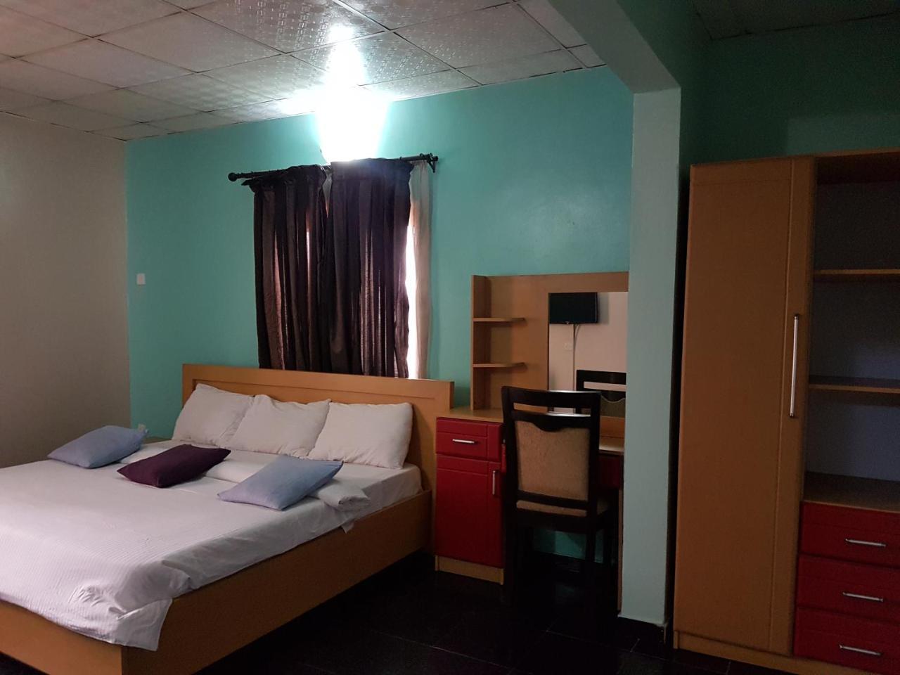Chamcce Hotel Ajao Лагос Экстерьер фото