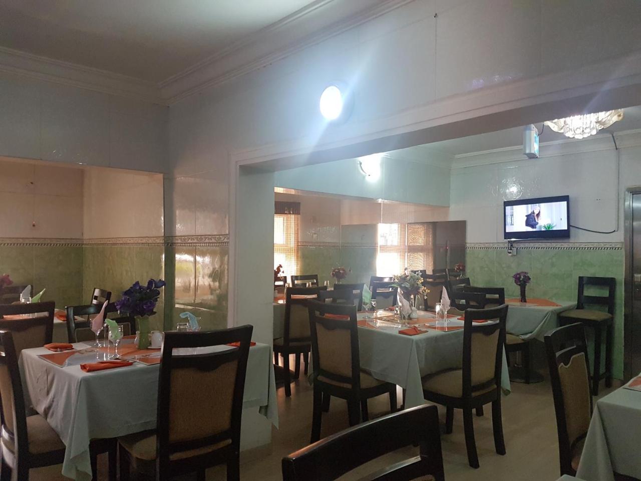 Chamcce Hotel Ajao Лагос Экстерьер фото