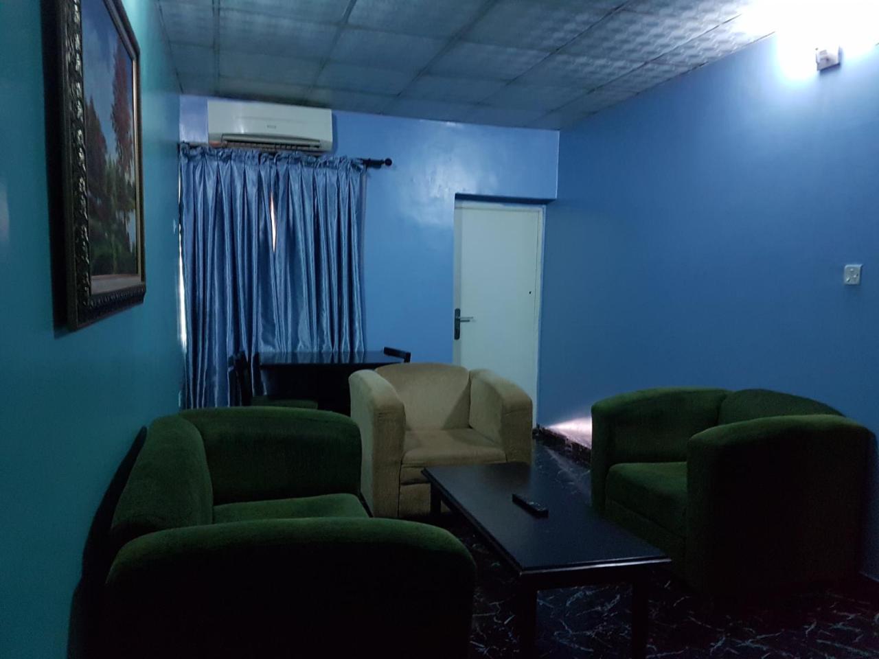 Chamcce Hotel Ajao Лагос Экстерьер фото