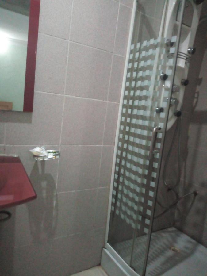 Chamcce Hotel Ajao Лагос Экстерьер фото